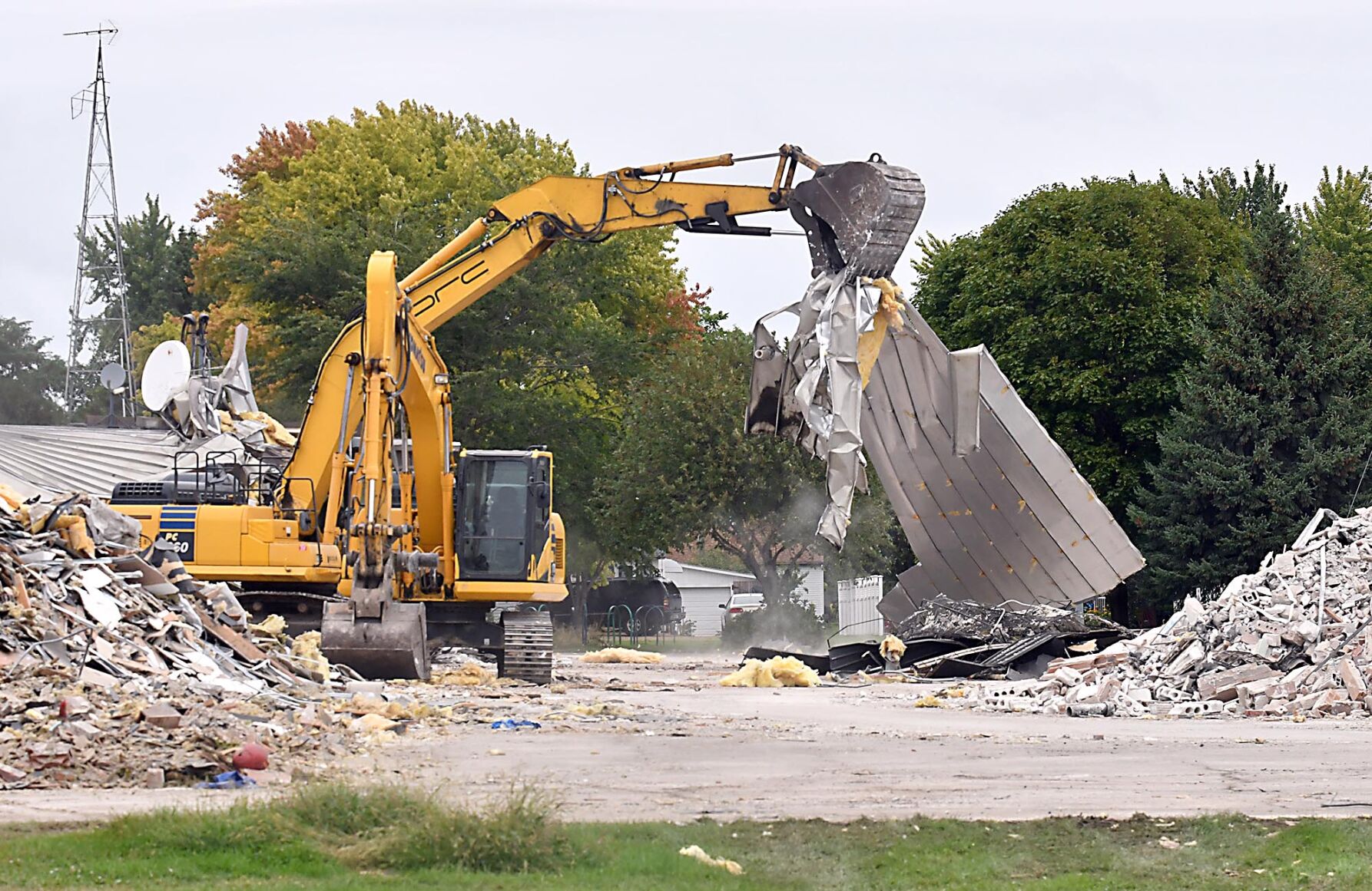 Amboy school demolition 4